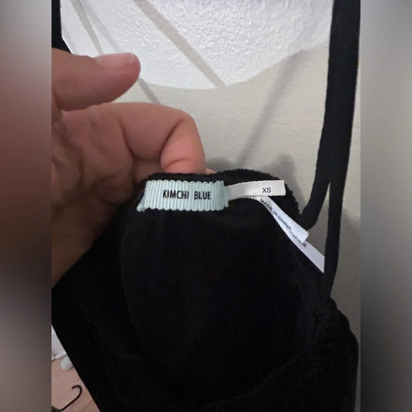 Kimchi Blue‎ Velvet Little Black Dress Size XS - Picture 4 of 8